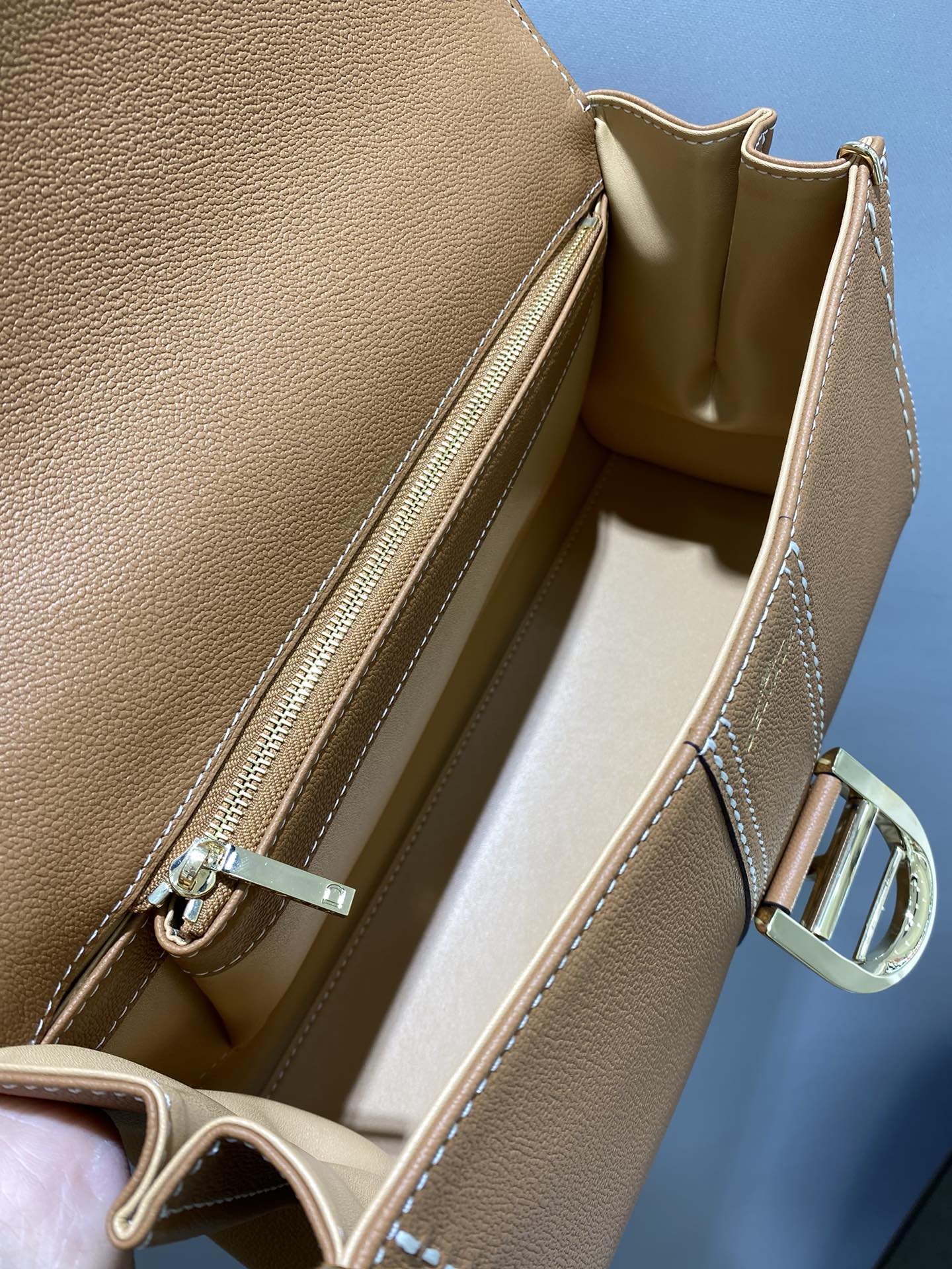 델보 브리앙 박스백 스몰